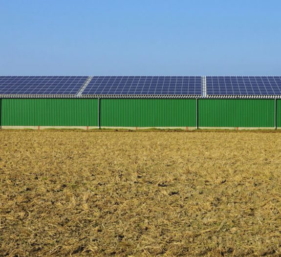 Avis-quels-avantages-construire-hangar-photovoltaïque-agricole