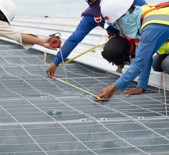 Installer des panneaux solaires sur la toiture méthodes et bénéfices