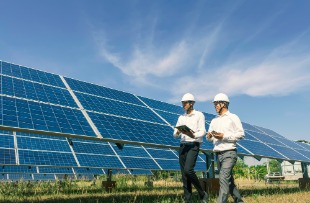 Installation de centrale solaire