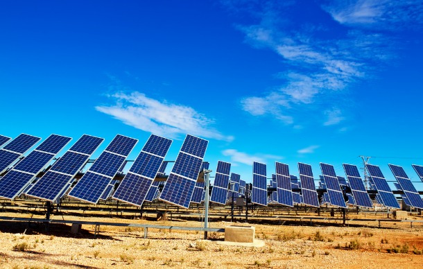 transformer mon terrain inutilisé en centrale solaire