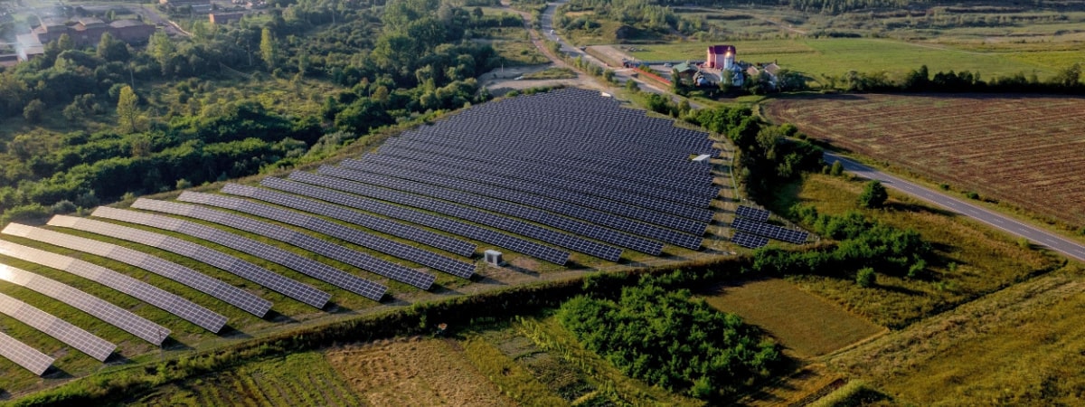 Installation centrale solaire sur terrain agricole de moins d’un hectare