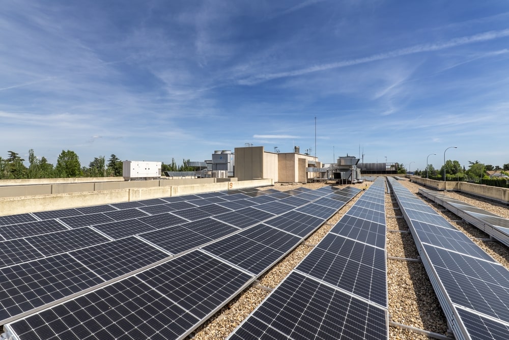 Les installations d’une centrale de production d'énergie solaire sur ces terrains délaissés ne peuvent être qu'une solution bénéfique pour l’environnement et l’économie locale.